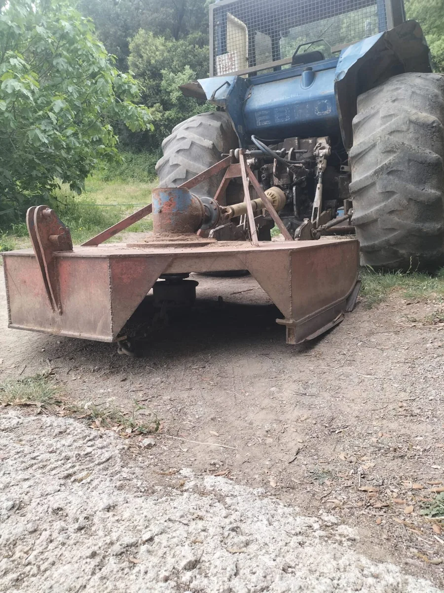 Desbroces y trabajos forestales en la comarca de Baix Llobregat